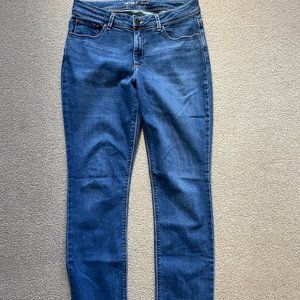 Perfect Fit Straight Leg Jeans